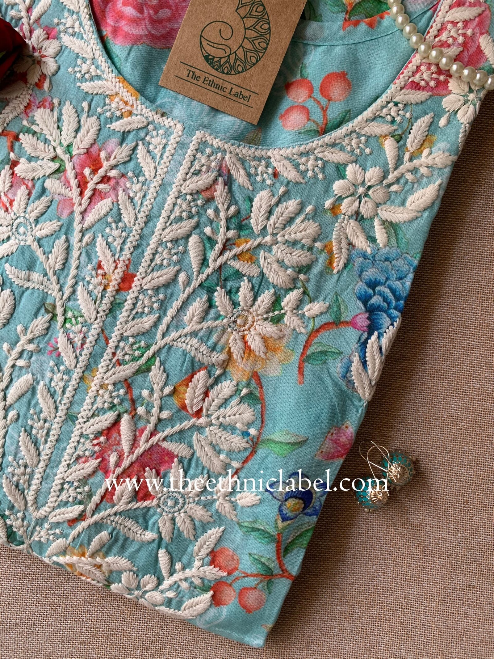 "Anahita" Chikankari Floral Cotton kurta - Image 3